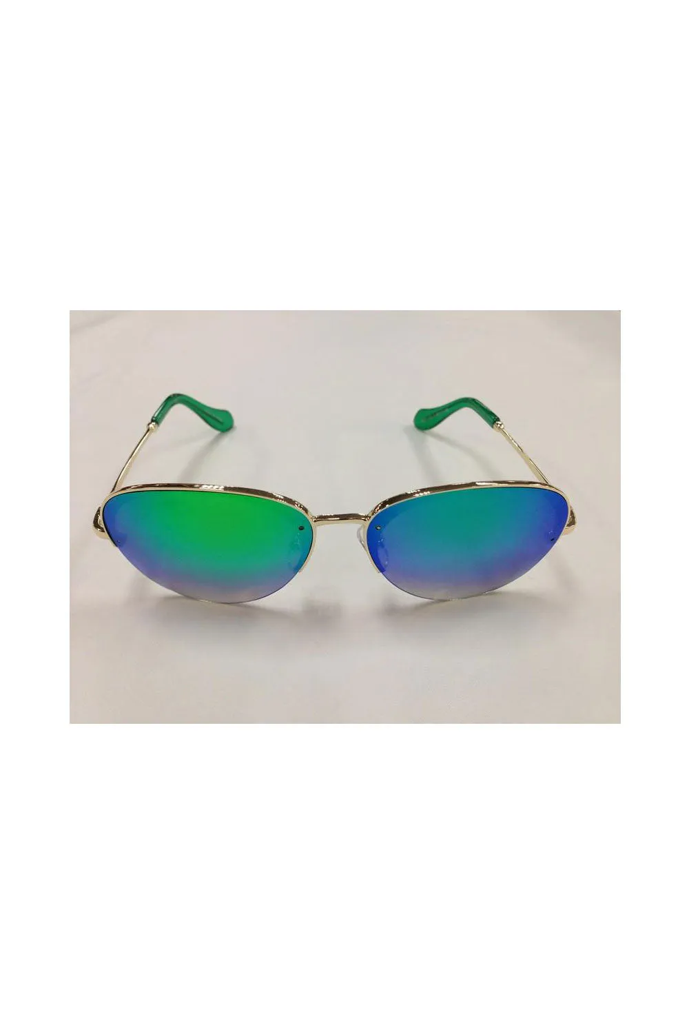 Aviator Sunglasses with Bold Edge Design