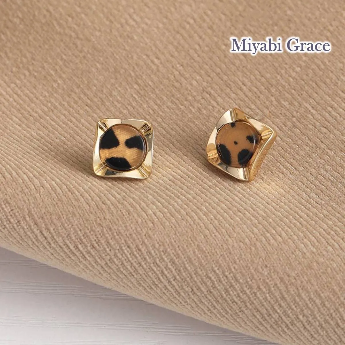 Brown Leopard Gold Invisible Clip On Stud Earrings