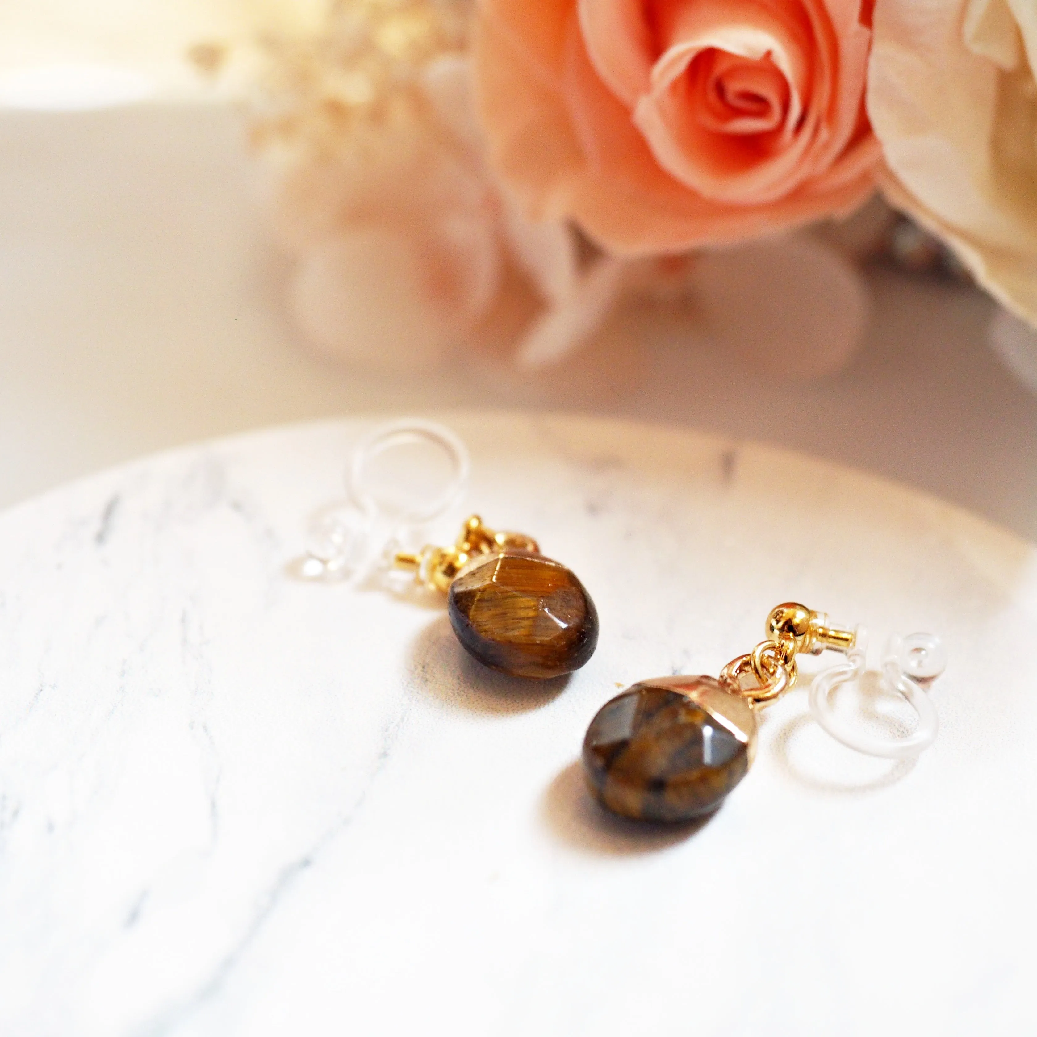 Drop Tiger Eye Invisible Clip On Earrings