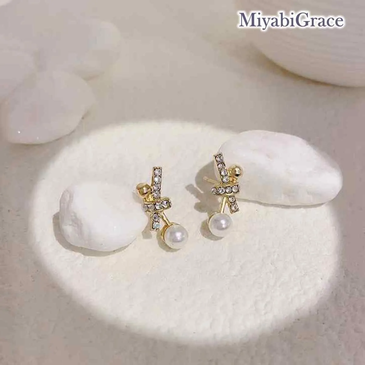 Gold V Crystal Rhinestone & Pearl Invisible Clip On Stud Earrings