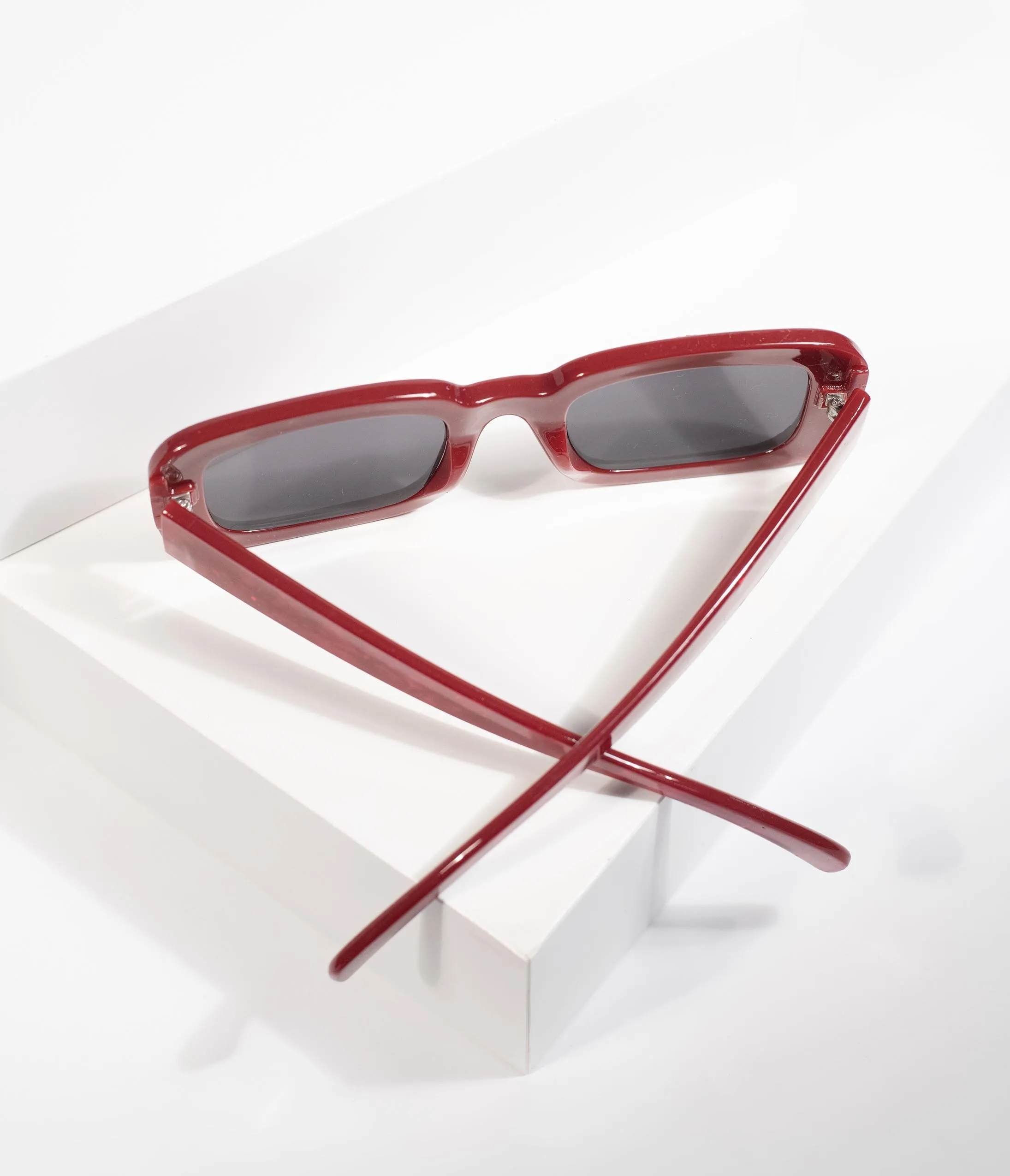 Retro Style Red Marble Museum Square Sunglasses