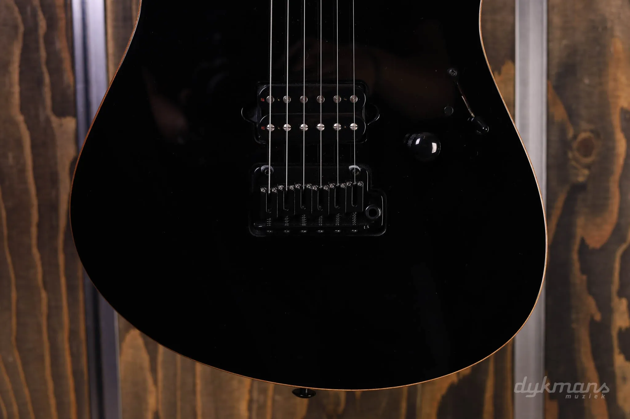 Suhr James Norbert Ivanyi Modern Signature